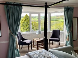 Dunkery Beacon Country House