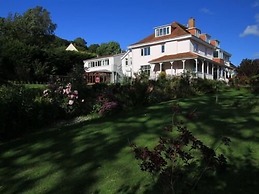 Dunkery Beacon Country House