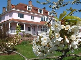 Dunkery Beacon Country House