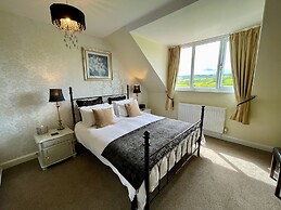 Dunkery Beacon Country House