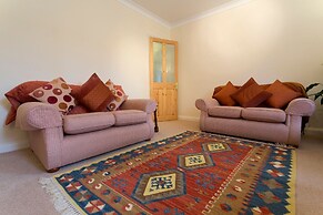 Poplar House Serviced Apartments