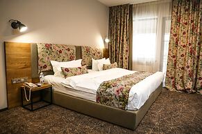 Grand Admiral Resort & SPA