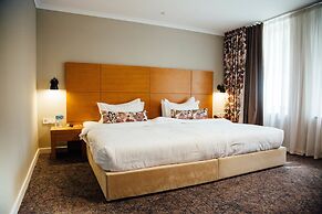 Grand Admiral Resort & SPA