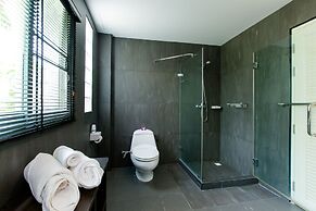 Serenity Lakeside Resort