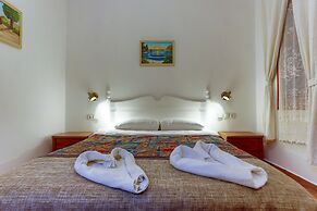 Atelya Art Hotel