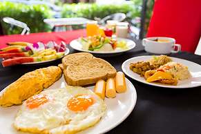 SR Sea View Apartments