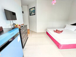 SR Sea View Apartments