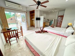 SR Sea View Apartments