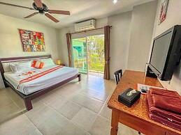 SR Sea View Apartments