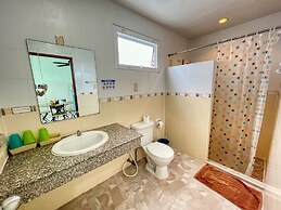 SR Sea View Apartments