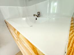 SR Sea View Apartments