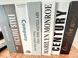 SR Sea View Apartments