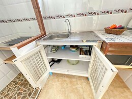 SR Sea View Apartments