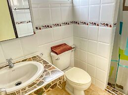 SR Sea View Apartments