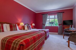 Horse and Jockey Hotel