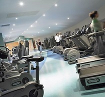 Horse and Jockey Hotel