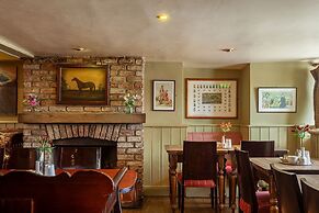 Horse and Jockey Hotel