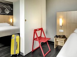 Ibis Montceau Les Mines