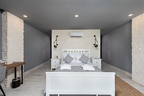 White City Resort Hotel