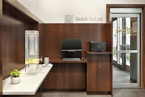 Courtyard by Marriott New York Manhattan / Chelsea