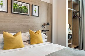 The Princes Square Hotel