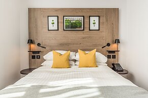 The Princes Square Hotel