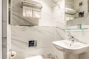 The Princes Square Hotel