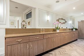 The Princes Square Hotel