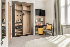 The Princes Square Hotel