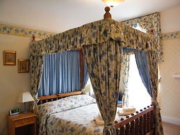 Yarn Market Hotel