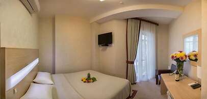 Palais Royal Hotel