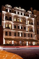 Palais Royal Hotel