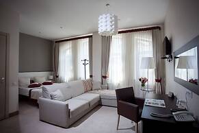 Palais Royal Hotel