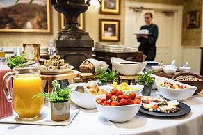 Fernhill House Hotel & Gardens