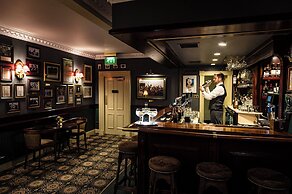 Fernhill House Hotel & Gardens