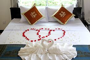 Parent Heritage Angkor Villa