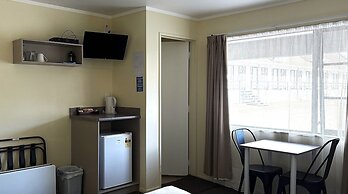 Devonwood Motel