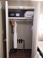 Homewood Suites by Hilton Calgary-Airport, Alberta, Canada