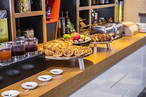 Holiday Inn Amsterdam - Arena Towers by IHG