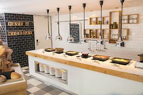Holiday Inn Amsterdam - Arena Towers by IHG