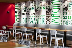 Holiday Inn Amsterdam - Arena Towers by IHG