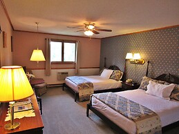 Carlson's Lodge