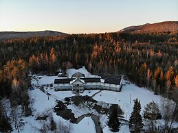 Carlson's Lodge