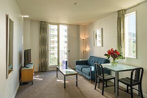 Astelia Apartment Hotel