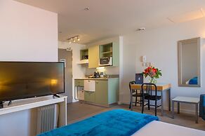 Astelia Apartment Hotel