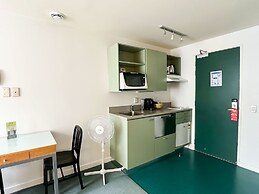 Astelia Apartment Hotel