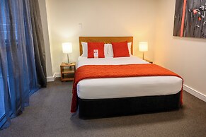 Boulcott Suites
