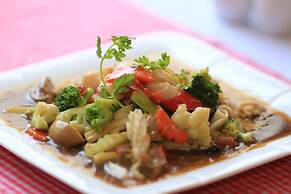 Popular Boutique Hotel