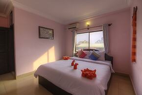 Popular Boutique Hotel