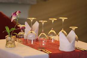 Popular Boutique Hotel